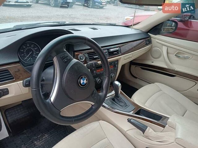 Білий БМВ 3 Серія, об'ємом двигуна 3 л та пробігом 132 тис. км за 10300 $, фото 5 на Automoto.ua