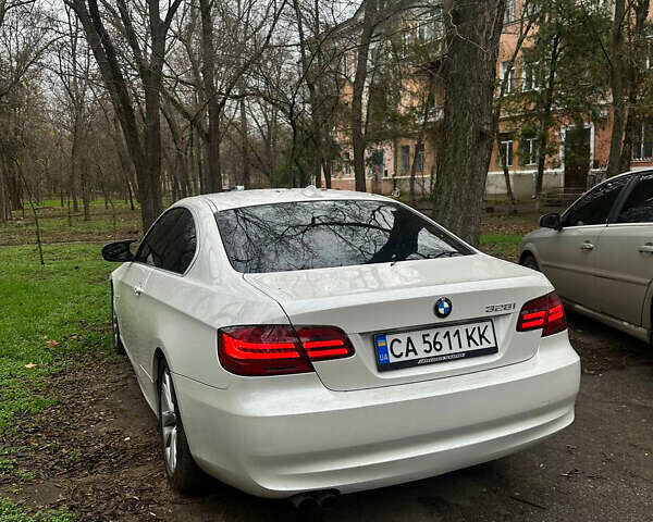 Белый БМВ 3 Серия, объемом двигателя 3 л и пробегом 135 тыс. км за 9999 $, фото 3 на Automoto.ua