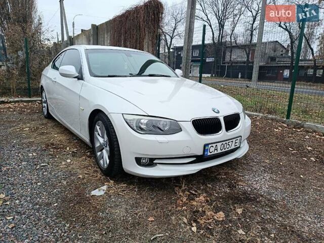 Білий БМВ 3 Серія, об'ємом двигуна 3 л та пробігом 132 тис. км за 10300 $, фото 16 на Automoto.ua