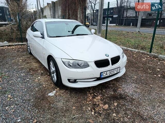 Білий БМВ 3 Серія, об'ємом двигуна 3 л та пробігом 132 тис. км за 10300 $, фото 17 на Automoto.ua