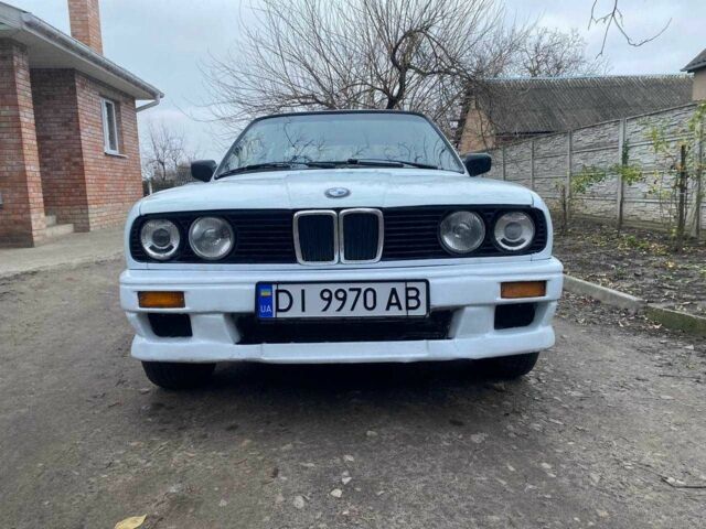 Белый БМВ 3 Серия, объемом двигателя 2.5 л и пробегом 340 тыс. км за 1400 $, фото 21 на Automoto.ua