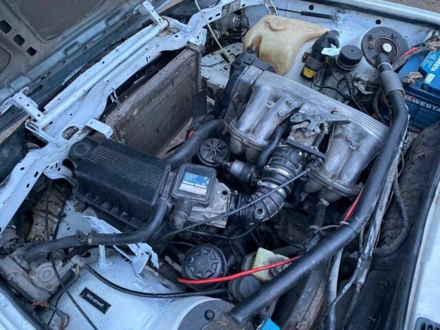 Белый БМВ 3 Серия, объемом двигателя 2.5 л и пробегом 340 тыс. км за 1400 $, фото 14 на Automoto.ua