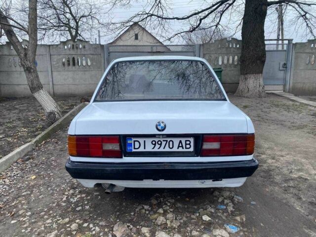 Белый БМВ 3 Серия, объемом двигателя 2.5 л и пробегом 340 тыс. км за 1400 $, фото 6 на Automoto.ua