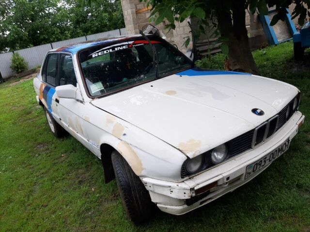 Білий БМВ 3 Серія, об'ємом двигуна 0 л та пробігом 100 тис. км за 3510 $, фото 1 на Automoto.ua