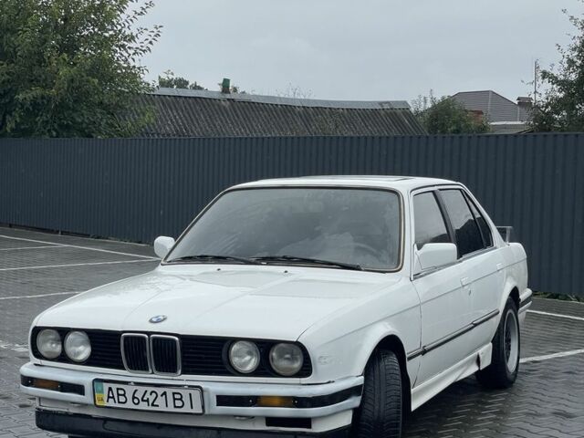 Белый БМВ 3 Серия, объемом двигателя 1.8 л и пробегом 287 тыс. км за 1499 $, фото 1 на Automoto.ua