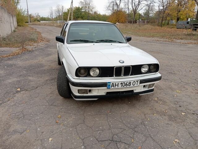 Білий БМВ 3 Серія, об'ємом двигуна 1.6 л та пробігом 250 тис. км за 1487 $, фото 7 на Automoto.ua