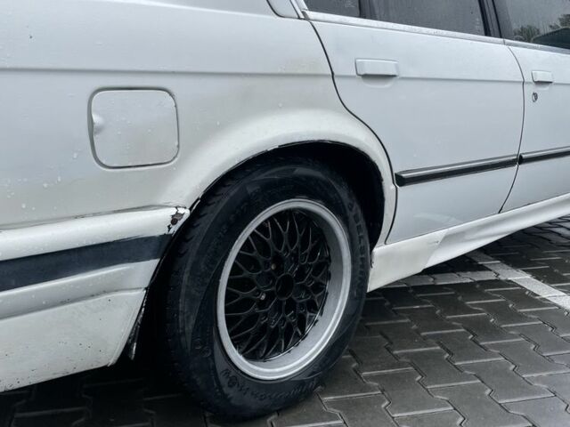 Белый БМВ 3 Серия, объемом двигателя 1.8 л и пробегом 287 тыс. км за 1499 $, фото 7 на Automoto.ua