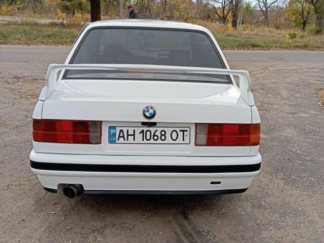 Білий БМВ 3 Серія, об'ємом двигуна 1.6 л та пробігом 250 тис. км за 1487 $, фото 6 на Automoto.ua