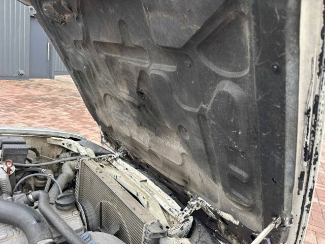 Белый БМВ 3 Серия, объемом двигателя 2.4 л и пробегом 300 тыс. км за 1250 $, фото 19 на Automoto.ua