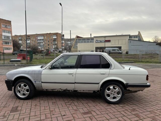 Белый БМВ 3 Серия, объемом двигателя 2.4 л и пробегом 300 тыс. км за 1250 $, фото 6 на Automoto.ua