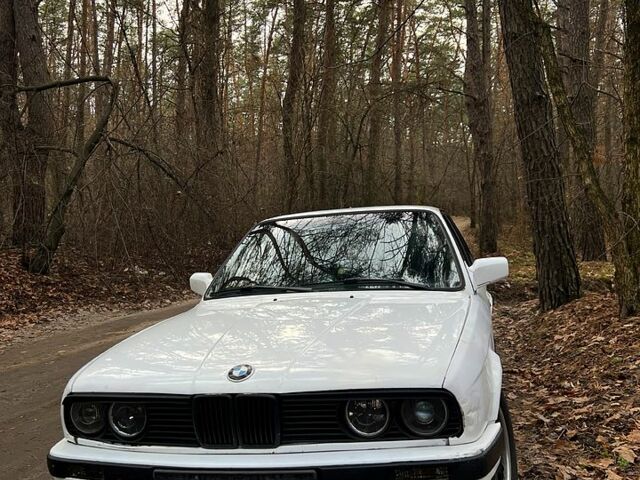 Белый БМВ 3 Серия, объемом двигателя 1.8 л и пробегом 200 тыс. км за 1700 $, фото 2 на Automoto.ua