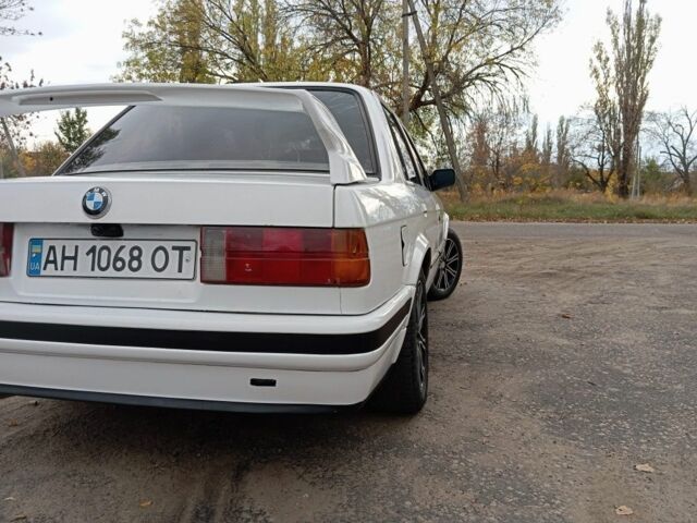 Білий БМВ 3 Серія, об'ємом двигуна 1.6 л та пробігом 250 тис. км за 1487 $, фото 1 на Automoto.ua