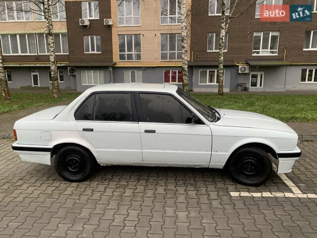 Білий БМВ 3 Серія, об'ємом двигуна 1.8 л та пробігом 300 тис. км за 2000 $, фото 2 на Automoto.ua