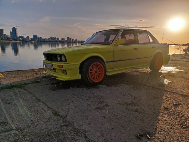 Белый БМВ 3 Серия, объемом двигателя 1.8 л и пробегом 250 тыс. км за 1600 $, фото 7 на Automoto.ua