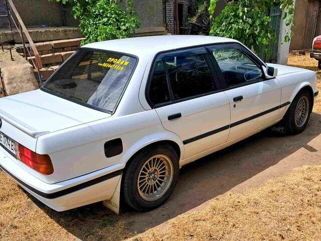 Белый БМВ 3 Серия, объемом двигателя 1.8 л и пробегом 0 тыс. км за 3000 $, фото 1 на Automoto.ua