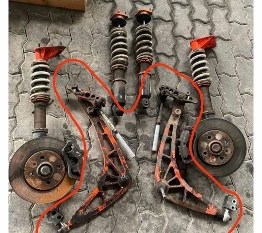 Белый БМВ 3 Серия, объемом двигателя 1.8 л и пробегом 250 тыс. км за 1600 $, фото 2 на Automoto.ua