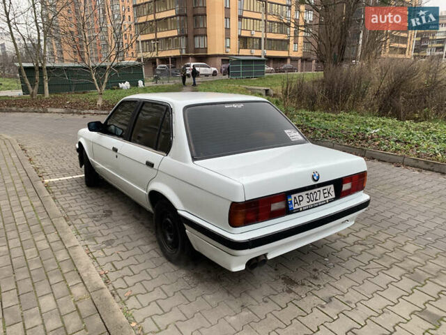 Білий БМВ 3 Серія, об'ємом двигуна 1.8 л та пробігом 300 тис. км за 2000 $, фото 5 на Automoto.ua