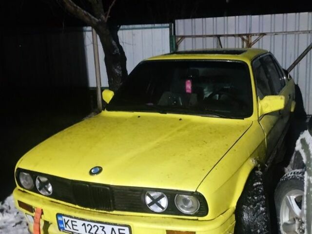 Белый БМВ 3 Серия, объемом двигателя 1.8 л и пробегом 250 тыс. км за 1600 $, фото 1 на Automoto.ua