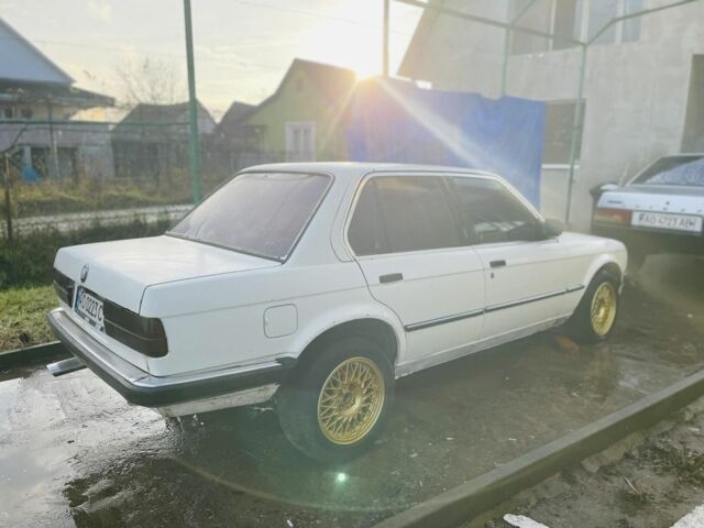 Белый БМВ 3 Серия, объемом двигателя 1.8 л и пробегом 250 тыс. км за 1100 $, фото 2 на Automoto.ua