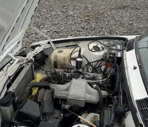 Белый БМВ 3 Серия, объемом двигателя 1.8 л и пробегом 100 тыс. км за 1500 $, фото 10 на Automoto.ua