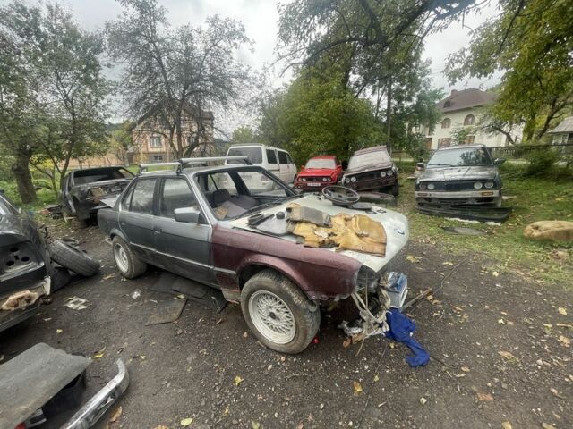 Білий БМВ 3 Серія, об'ємом двигуна 1.8 л та пробігом 100 тис. км за 499 $, фото 10 на Automoto.ua