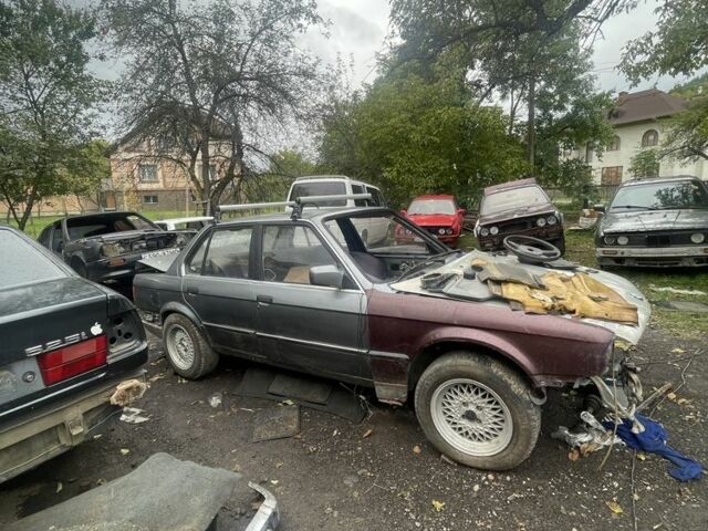 Білий БМВ 3 Серія, об'ємом двигуна 1.8 л та пробігом 100 тис. км за 499 $, фото 6 на Automoto.ua