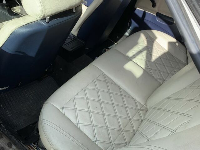 БМВ 3 Серия 1991 в Борисполе на Automoto.ua Белый БМВ 3 Серия, объемом двигателя 1.8 л и пробегом 250 тыс. км за 1400 $, фото 6 на Automoto.ua