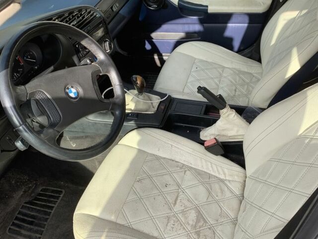 БМВ 3 Серия 1991 в Борисполе на Automoto.ua Белый БМВ 3 Серия, объемом двигателя 1.8 л и пробегом 250 тыс. км за 1400 $, фото 5 на Automoto.ua