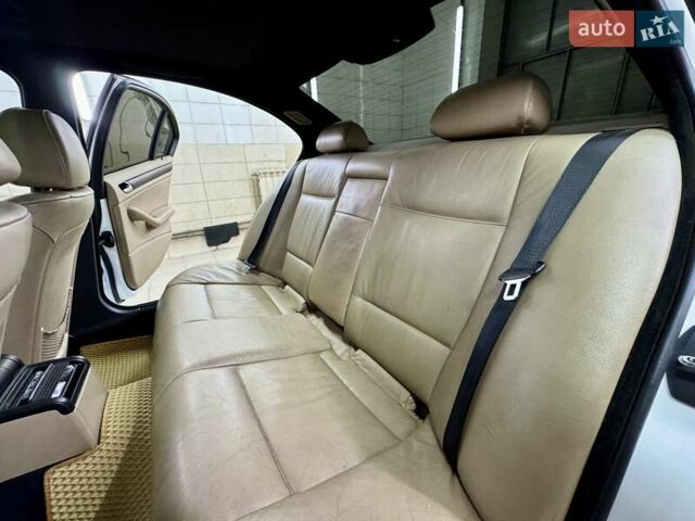 Белый БМВ 3 Серия, объемом двигателя 2.49 л и пробегом 190 тыс. км за 5099 $, фото 23 на Automoto.ua