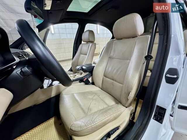 Белый БМВ 3 Серия, объемом двигателя 2.49 л и пробегом 190 тыс. км за 5099 $, фото 16 на Automoto.ua