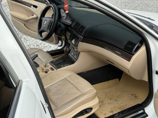 Білий БМВ 3 Серія, об'ємом двигуна 2.5 л та пробігом 191 тис. км за 4700 $, фото 19 на Automoto.ua