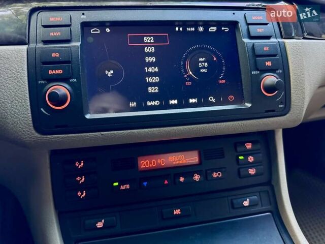 Белый БМВ 3 Серия, объемом двигателя 2.49 л и пробегом 190 тыс. км за 5099 $, фото 33 на Automoto.ua