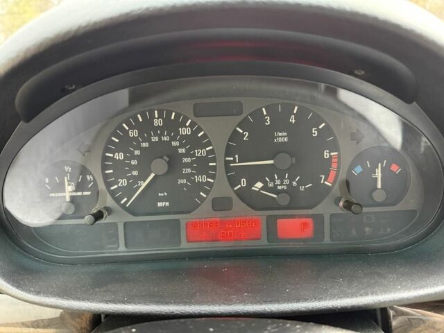 Білий БМВ 3 Серія, об'ємом двигуна 2.5 л та пробігом 191 тис. км за 4700 $, фото 5 на Automoto.ua