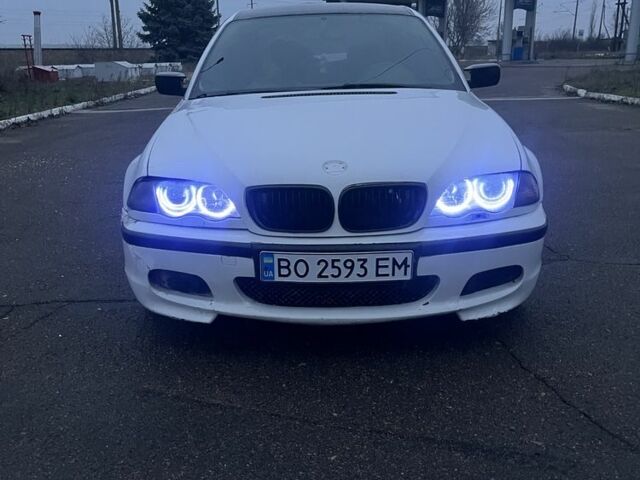 Белый БМВ 3 Серия, объемом двигателя 2.5 л и пробегом 58 тыс. км за 3000 $, фото 6 на Automoto.ua