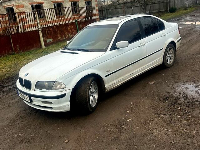 Білий БМВ 3 Серія, об'ємом двигуна 1.8 л та пробігом 350 тис. км за 3200 $, фото 3 на Automoto.ua