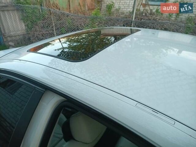 Белый БМВ 3 Серия, объемом двигателя 3 л и пробегом 295 тыс. км за 9700 $, фото 5 на Automoto.ua