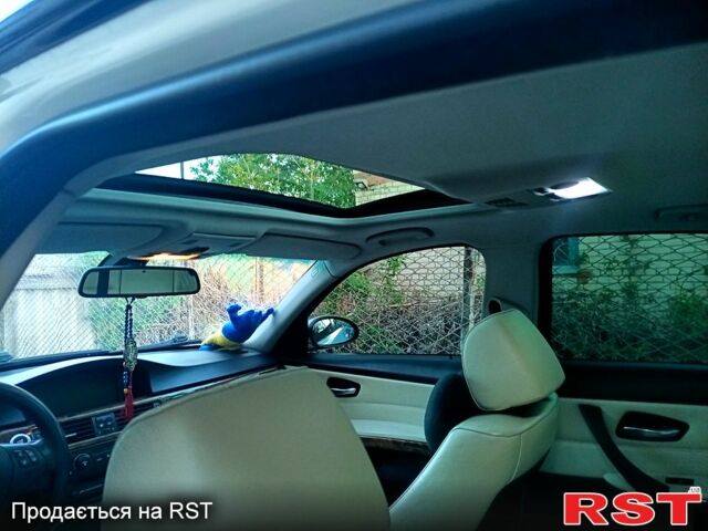 Білий БМВ 3 Серія, об'ємом двигуна 3 л та пробігом 300 тис. км за 8500 $, фото 4 на Automoto.ua