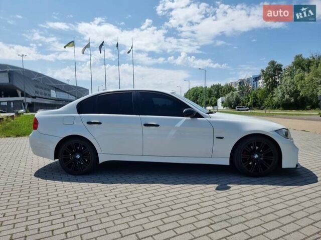 Белый БМВ 3 Серия, объемом двигателя 2 л и пробегом 165 тыс. км за 6989 $, фото 8 на Automoto.ua