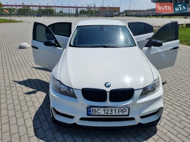 Белый БМВ 3 Серия, объемом двигателя 2 л и пробегом 165 тыс. км за 6989 $, фото 15 на Automoto.ua