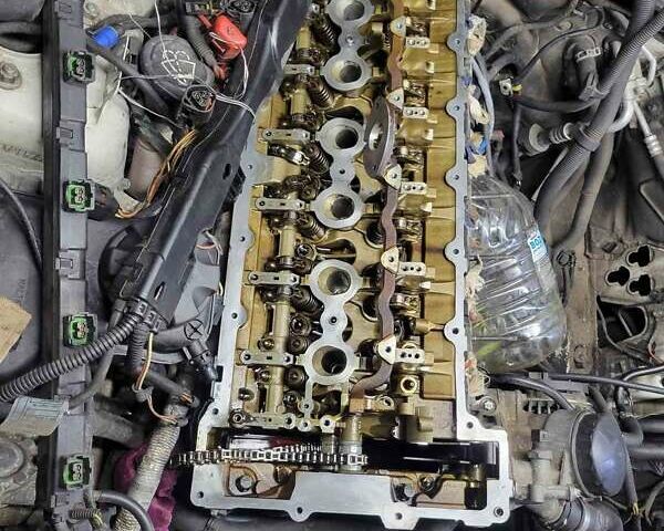 Білий БМВ 3 Серія, об'ємом двигуна 3 л та пробігом 235 тис. км за 9400 $, фото 9 на Automoto.ua