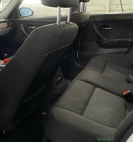 Белый БМВ 3 Серия, объемом двигателя 2 л и пробегом 213 тыс. км за 7000 $, фото 11 на Automoto.ua