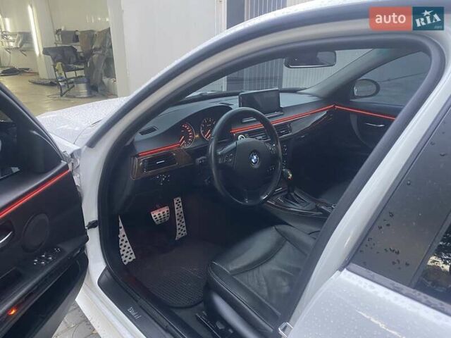 Білий БМВ 3 Серія, об'ємом двигуна 2 л та пробігом 190 тис. км за 7800 $, фото 1 на Automoto.ua