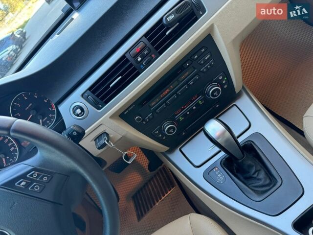 Белый БМВ 3 Серия, объемом двигателя 2 л и пробегом 130 тыс. км за 7800 $, фото 23 на Automoto.ua