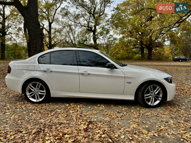 БМВ 3 Серия 2008 в Черкассах на Automoto.ua Белый БМВ 3 Серия, объемом двигателя 2.98 л и пробегом 189 тыс. км за 9900 $, фото 5 на Automoto.ua
