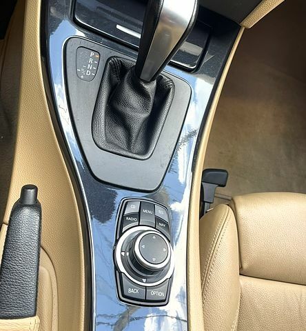 Белый БМВ 3 Серия, объемом двигателя 2 л и пробегом 210 тыс. км за 8900 $, фото 3 на Automoto.ua