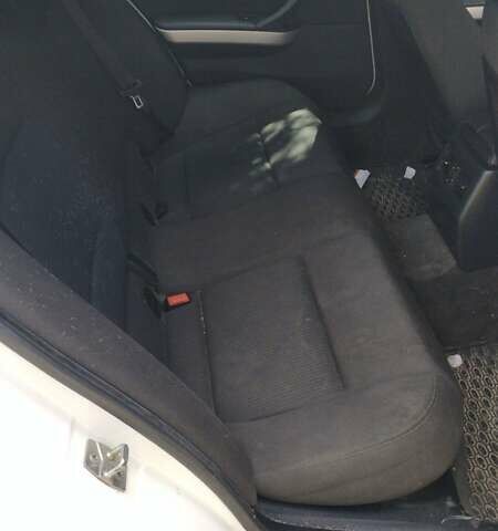 Белый БМВ 3 Серия, объемом двигателя 1.95 л и пробегом 290 тыс. км за 6800 $, фото 1 на Automoto.ua