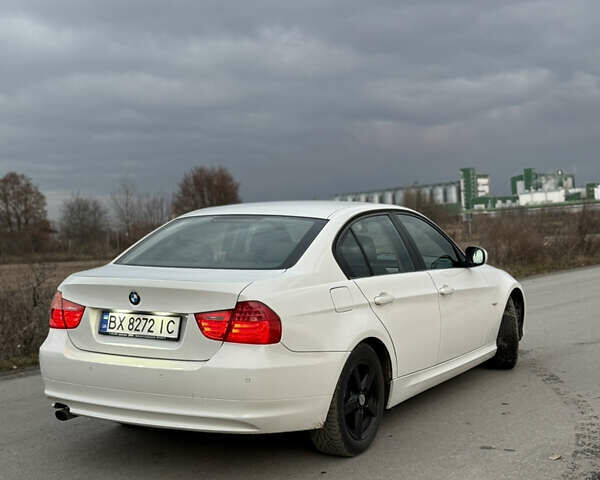 Белый БМВ 3 Серия, объемом двигателя 2 л и пробегом 300 тыс. км за 7250 $, фото 4 на Automoto.ua
