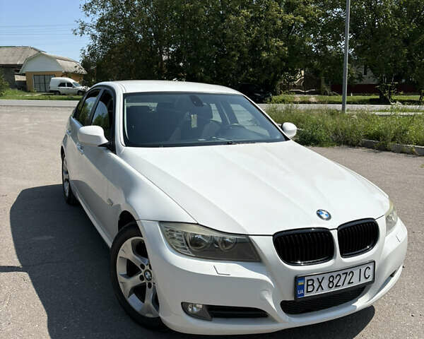 Білий БМВ 3 Серія, об'ємом двигуна 2 л та пробігом 300 тис. км за 6999 $, фото 1 на Automoto.ua
