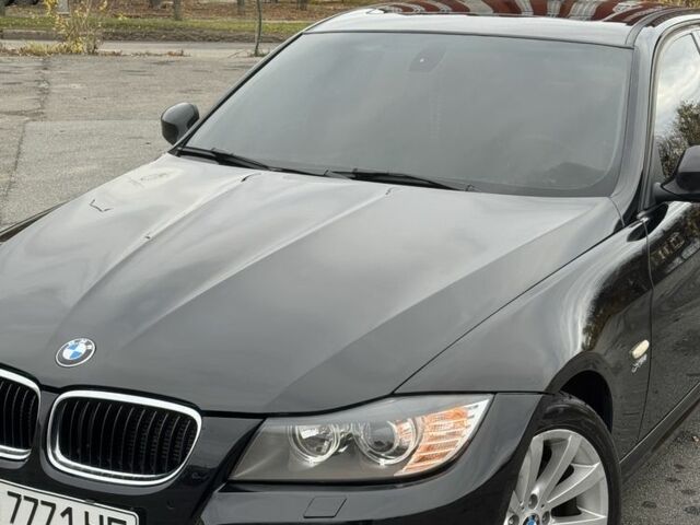 Белый БМВ 3 Серия, объемом двигателя 3 л и пробегом 218 тыс. км за 9500 $, фото 1 на Automoto.ua