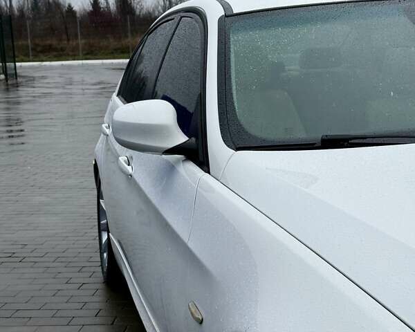 Білий БМВ 3 Серія, об'ємом двигуна 3 л та пробігом 294 тис. км за 8600 $, фото 7 на Automoto.ua